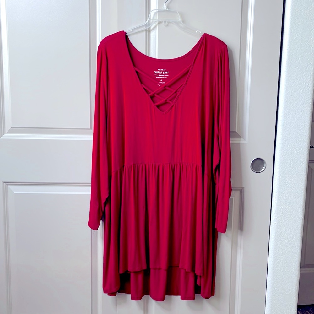 Torrid Red 3/4 Sleeve Blouse Size 6